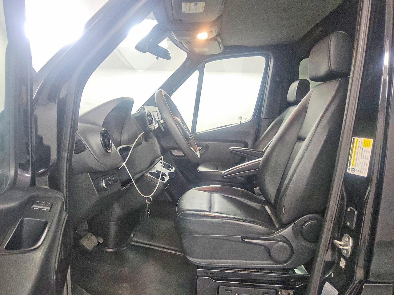 Mercedes-Benz Sprinter 2500