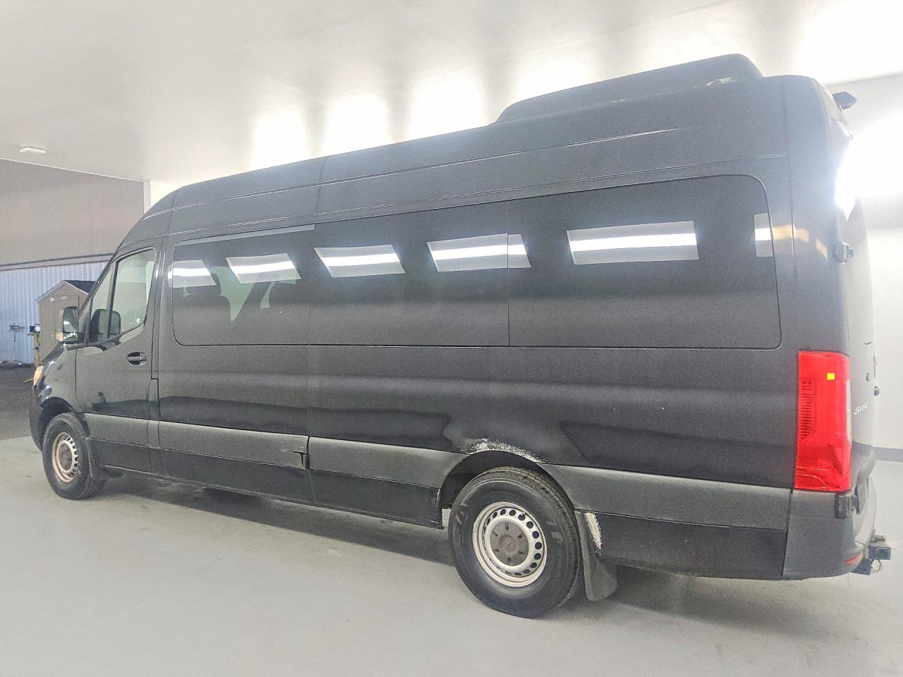 Mercedes-Benz Sprinter 2500