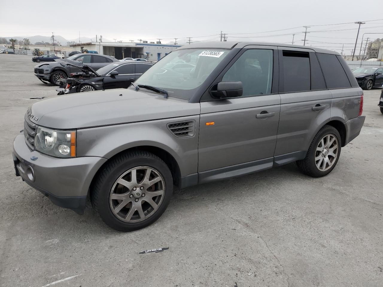 Salvage Land Rover Range Rover Image