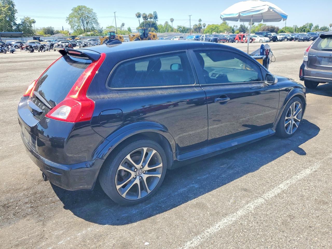 Volvo C30 T5