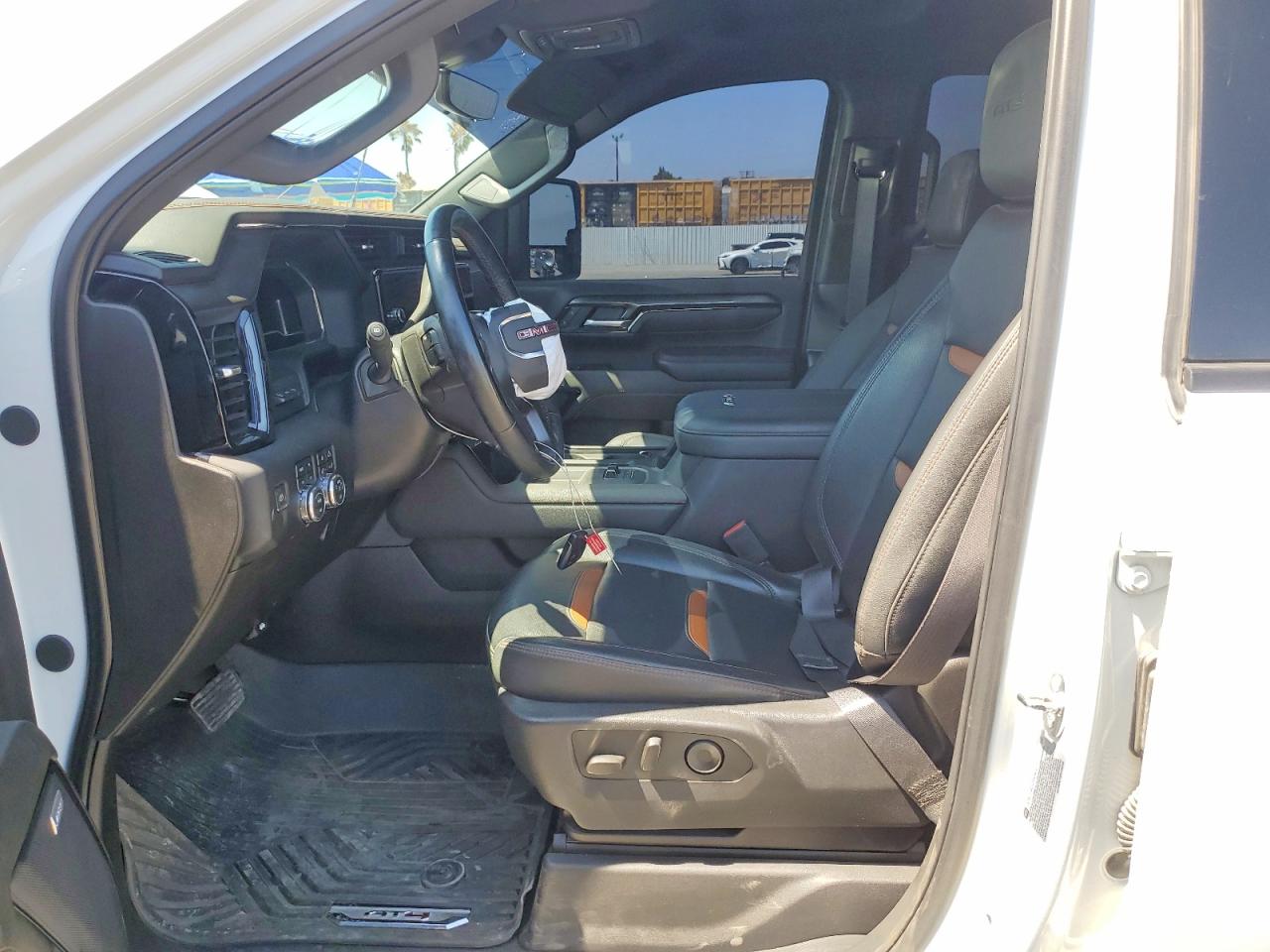 GMC Sierra K2500 At4