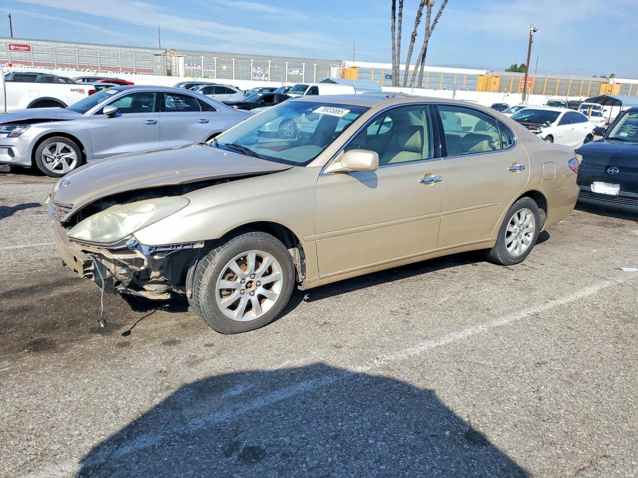 Salvage Lexus Es Image