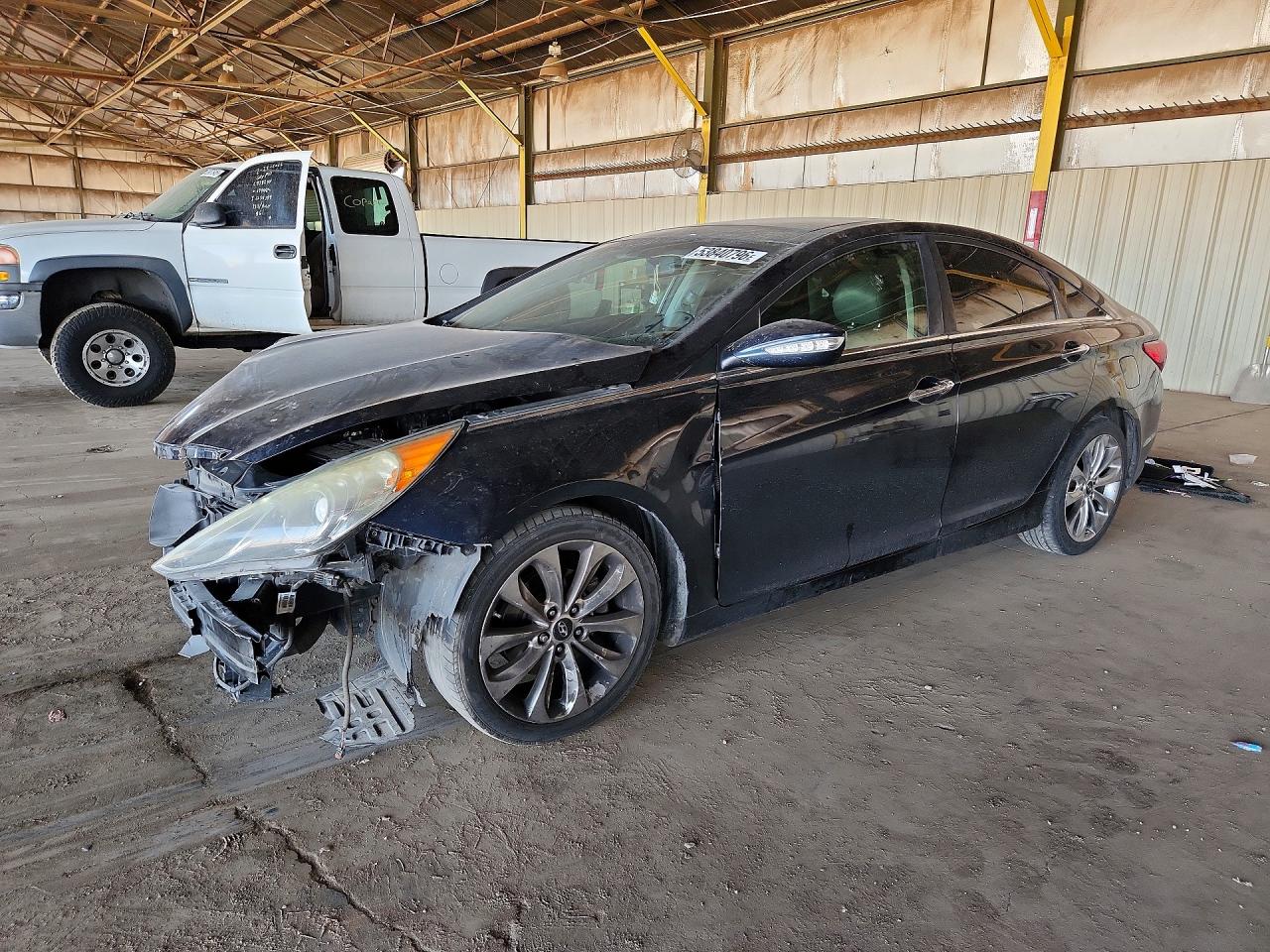 Salvage Hyundai SONATA Image