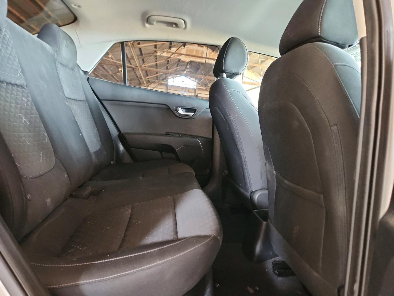 Kia Rio Lx
