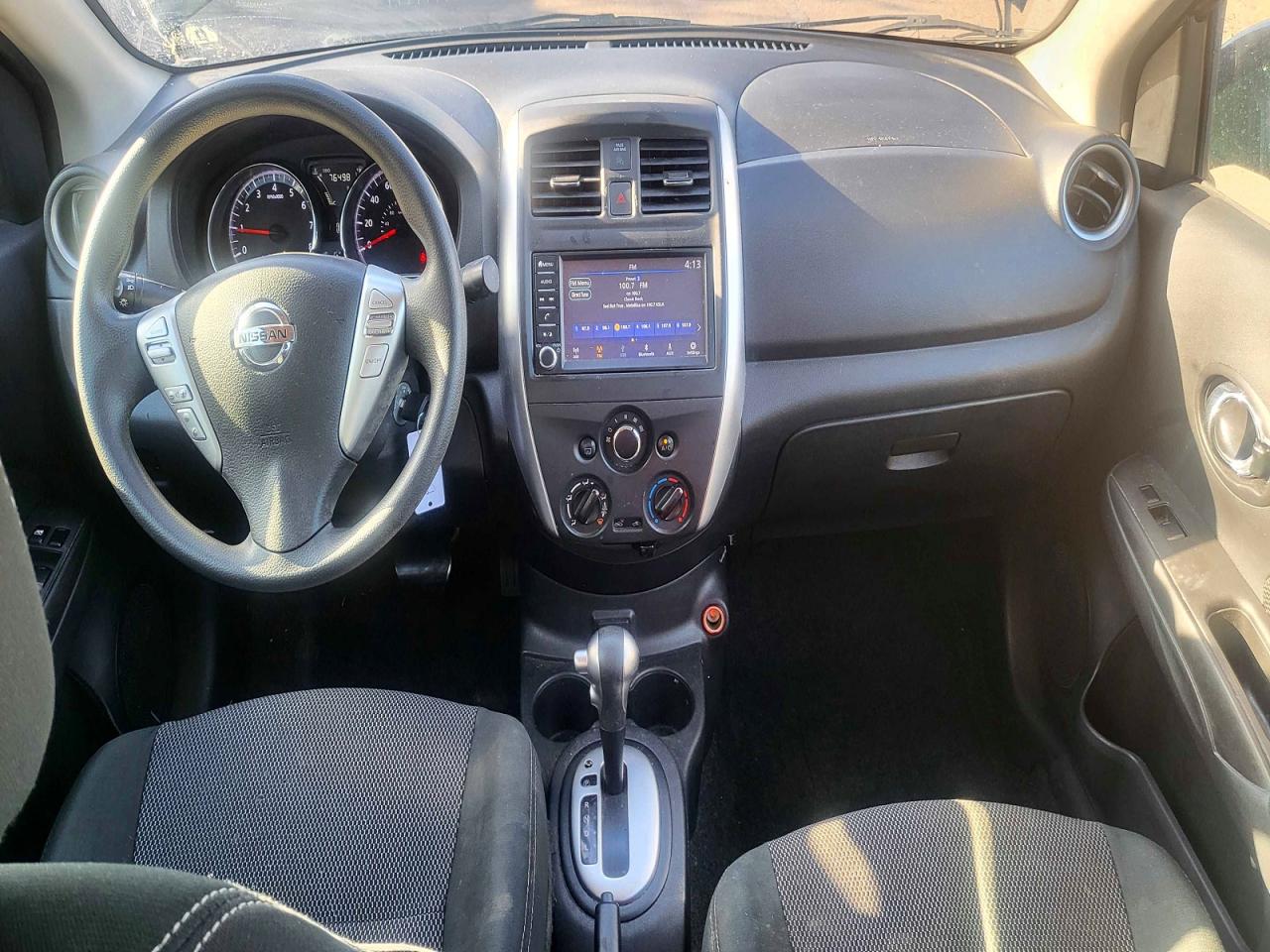 Nissan Versa Sv