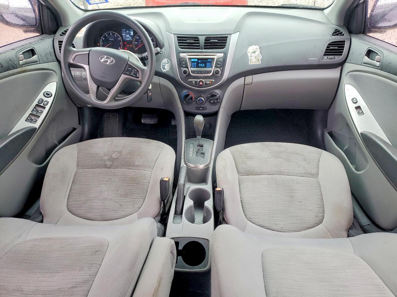 Hyundai ACCENT Gs