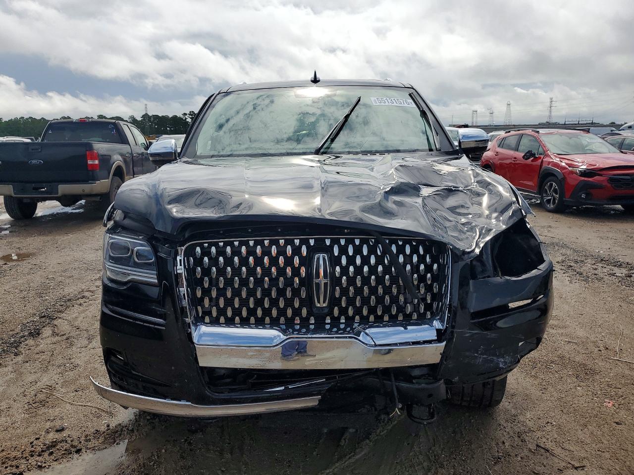Lincoln Navigator Black Label