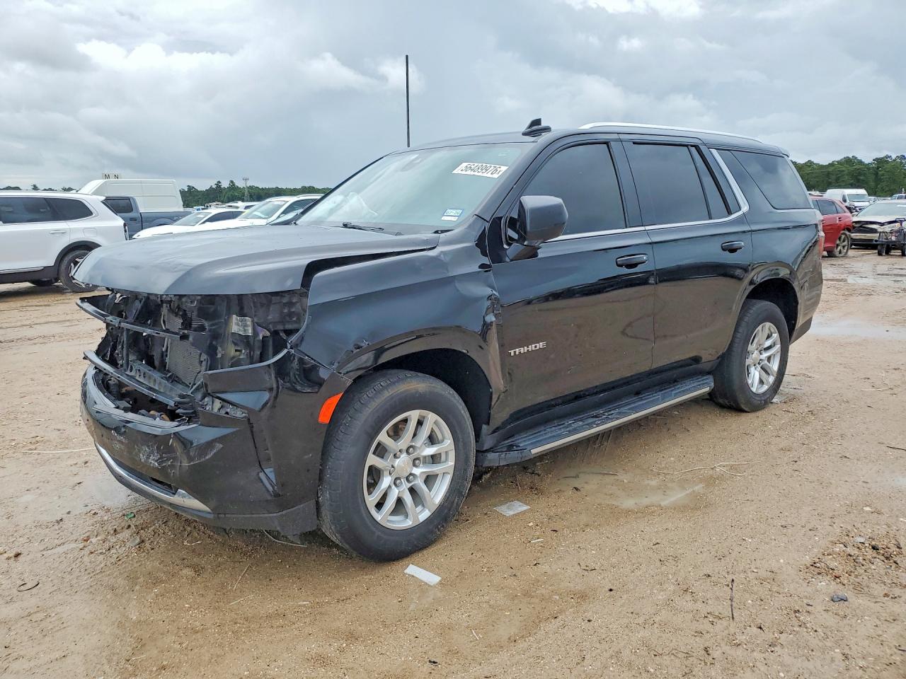Salvage Chevrolet Tahoe Image