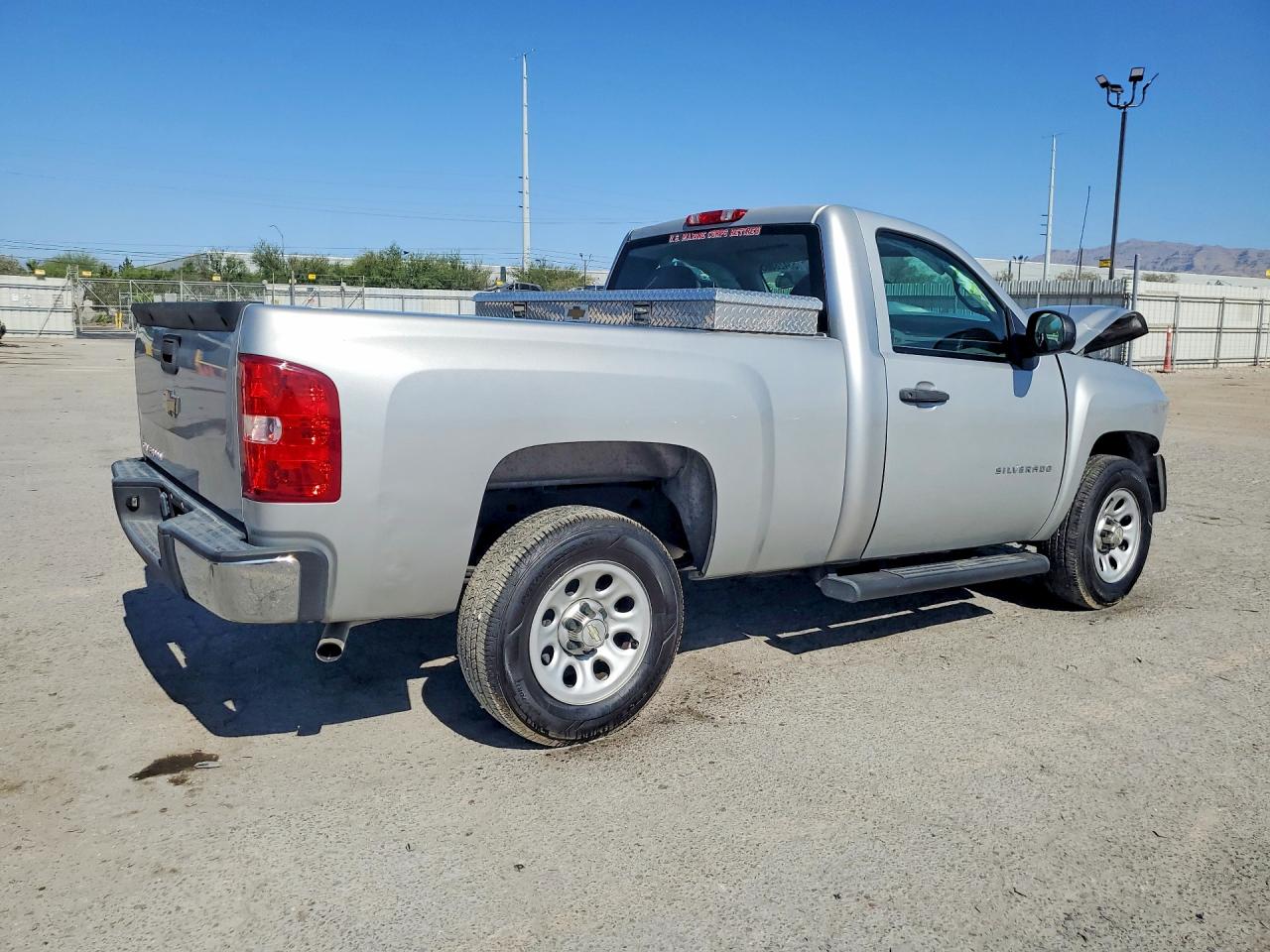 Chevrolet Silverado C1500