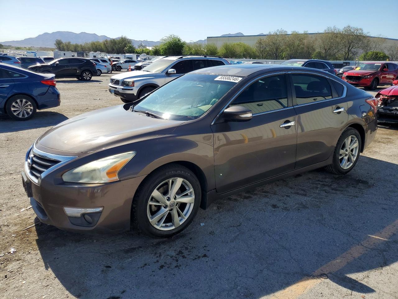 Salvage Nissan Altima Image