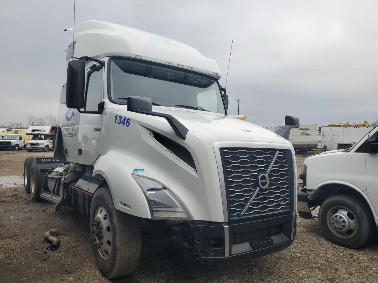 Salvage Volvo Vnl Image