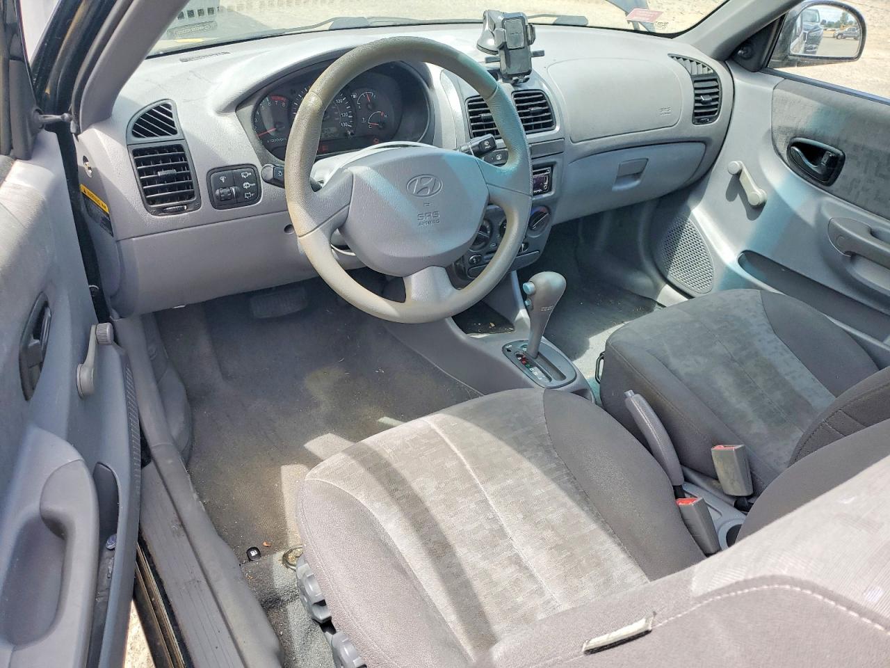 Hyundai ACCENT Gs