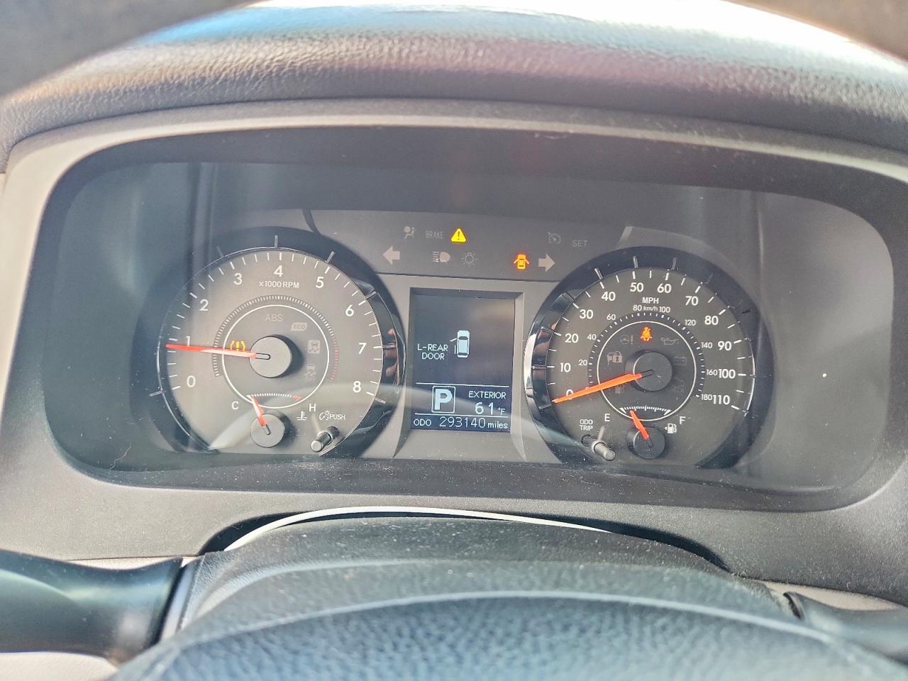 Toyota Sienna Le