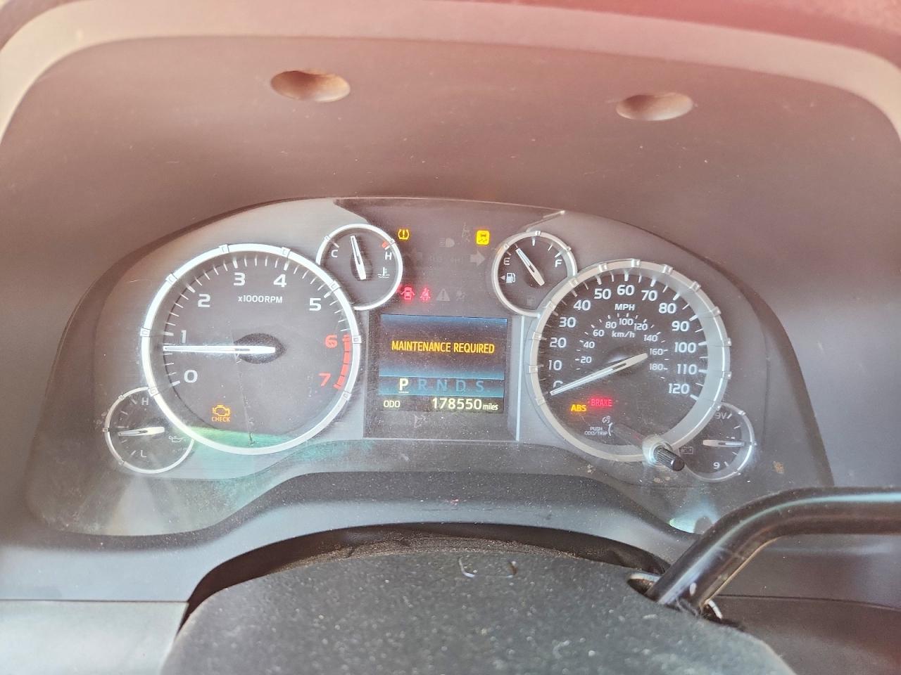 Toyota Tundra Sr5