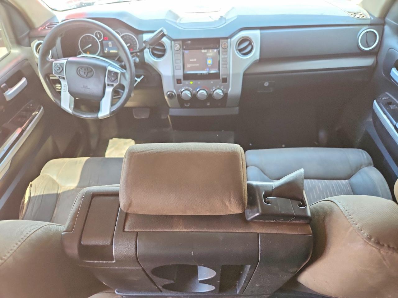 Toyota Tundra Sr5