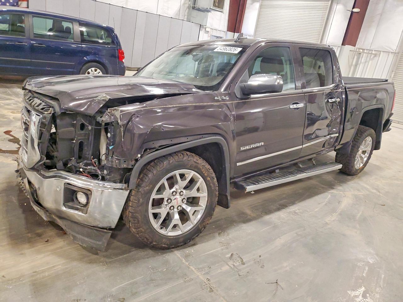 Salvage GMC Sierra Image