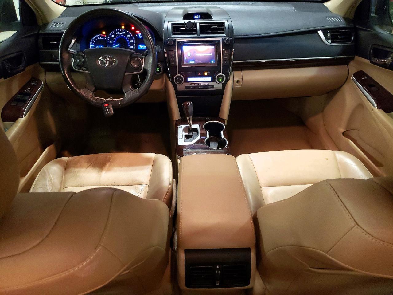 Toyota Camry Xle