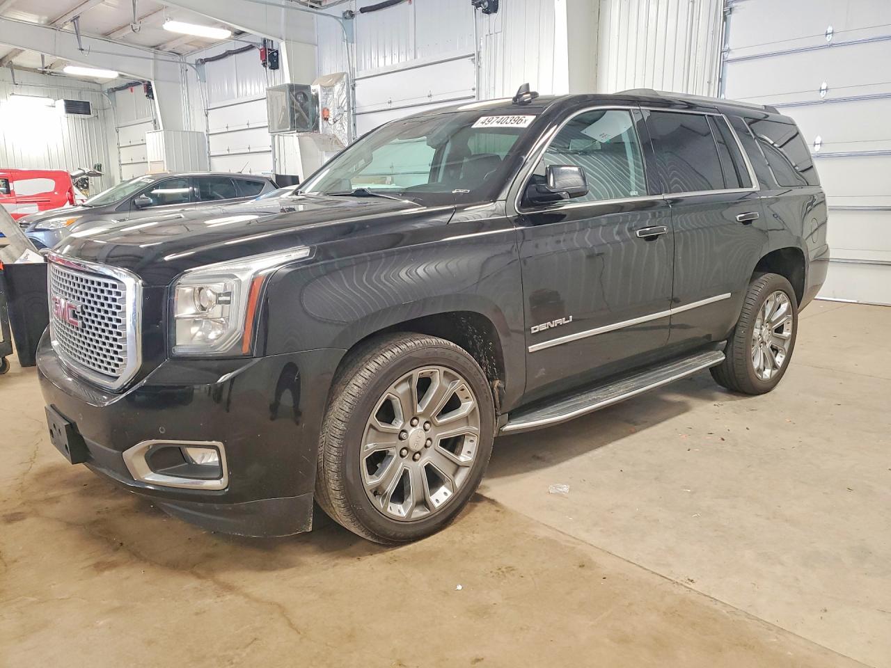 Salvage GMC Yukon Image