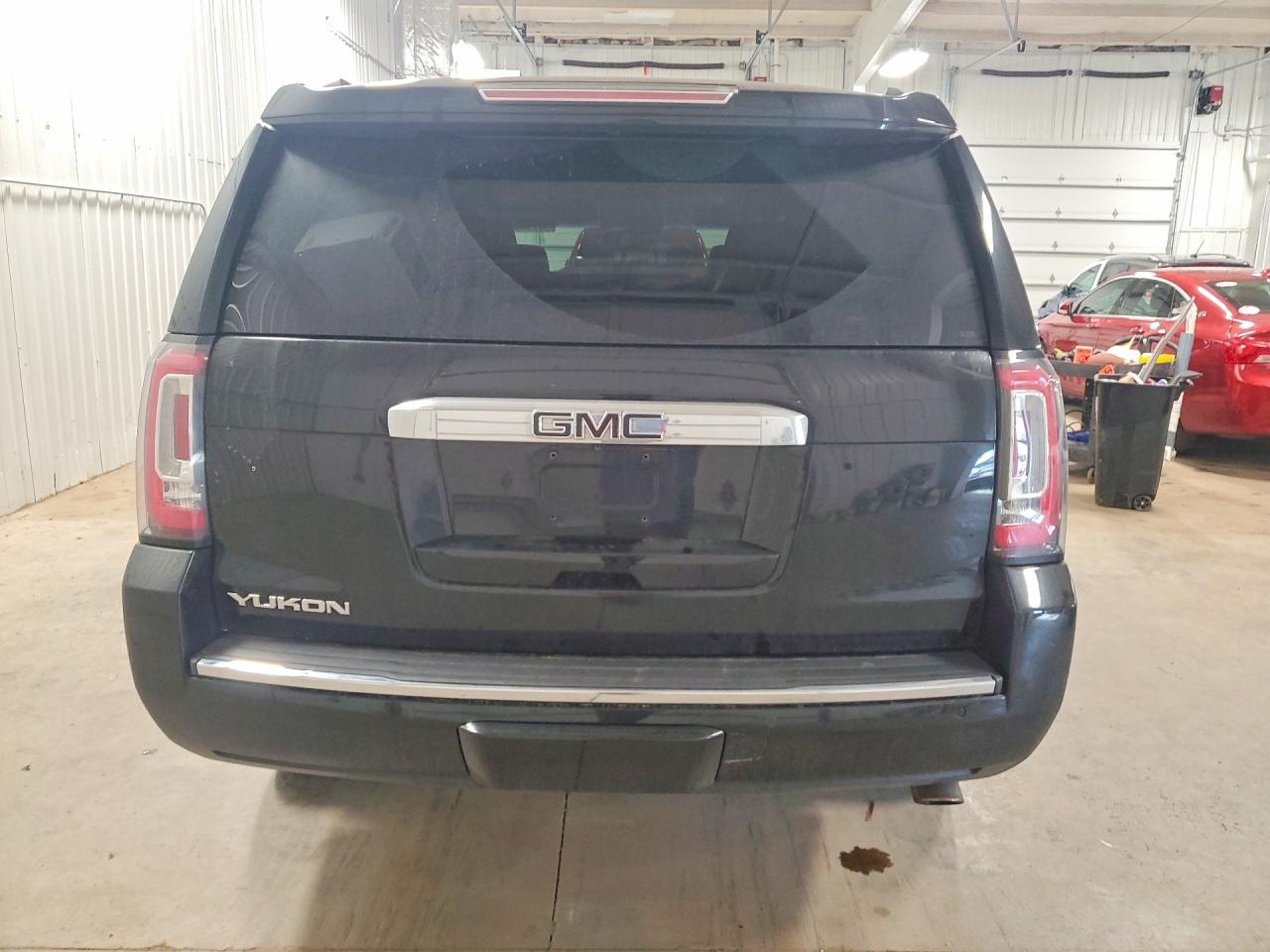 GMC Yukon Denali