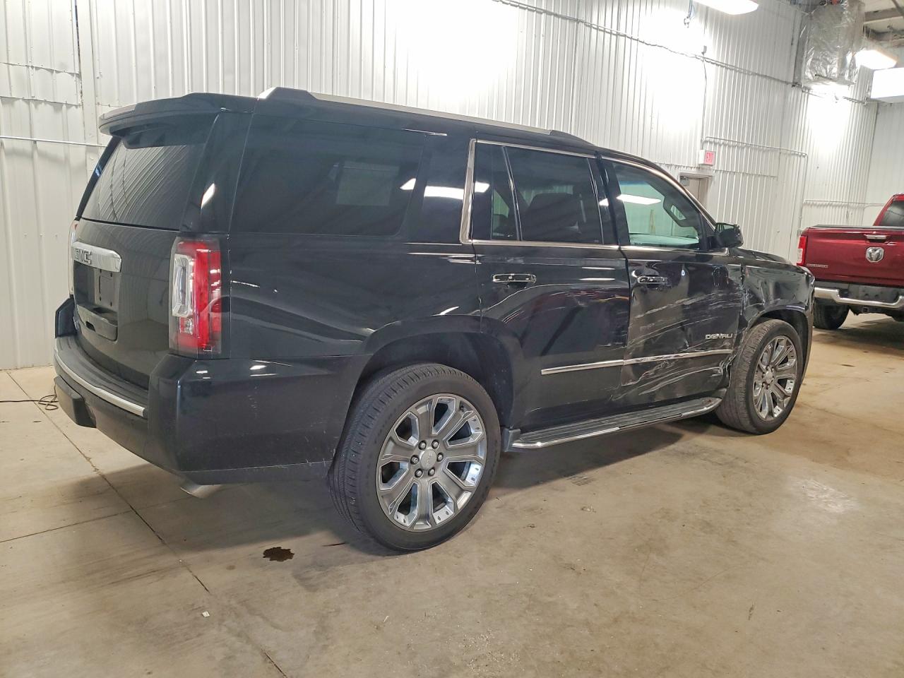 GMC Yukon Denali