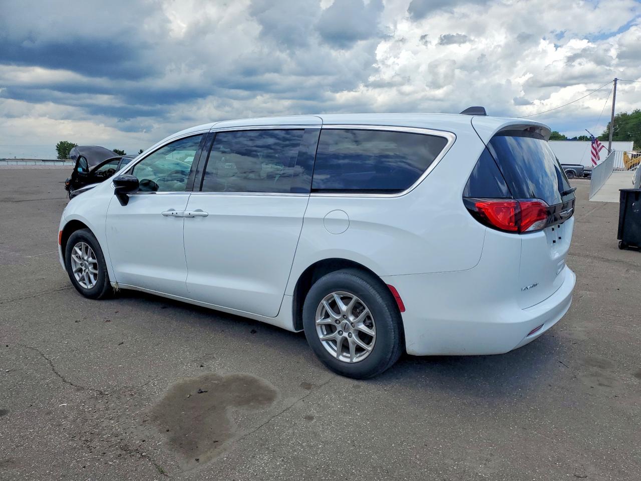 Chrysler Minivan Lx