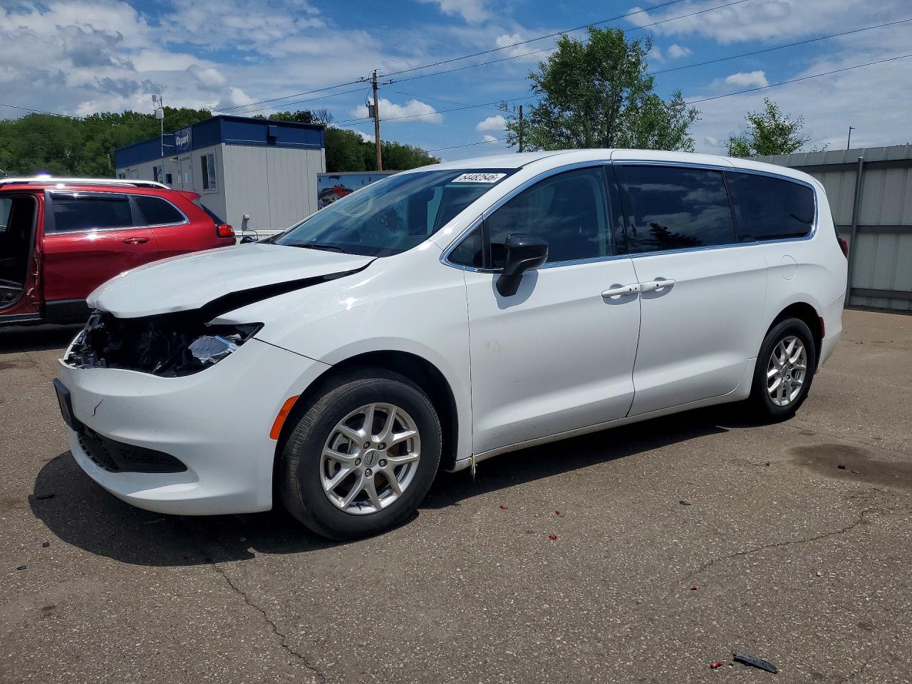 Salvage Chrysler Minivan Image