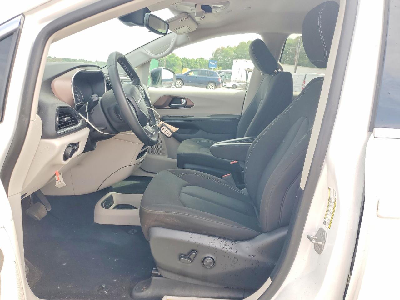 Chrysler Minivan Lx
