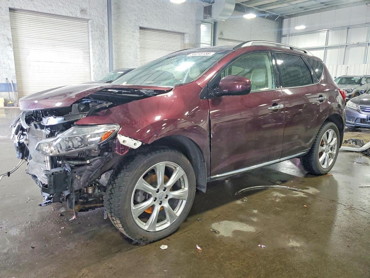 Salvage Nissan Murano Image