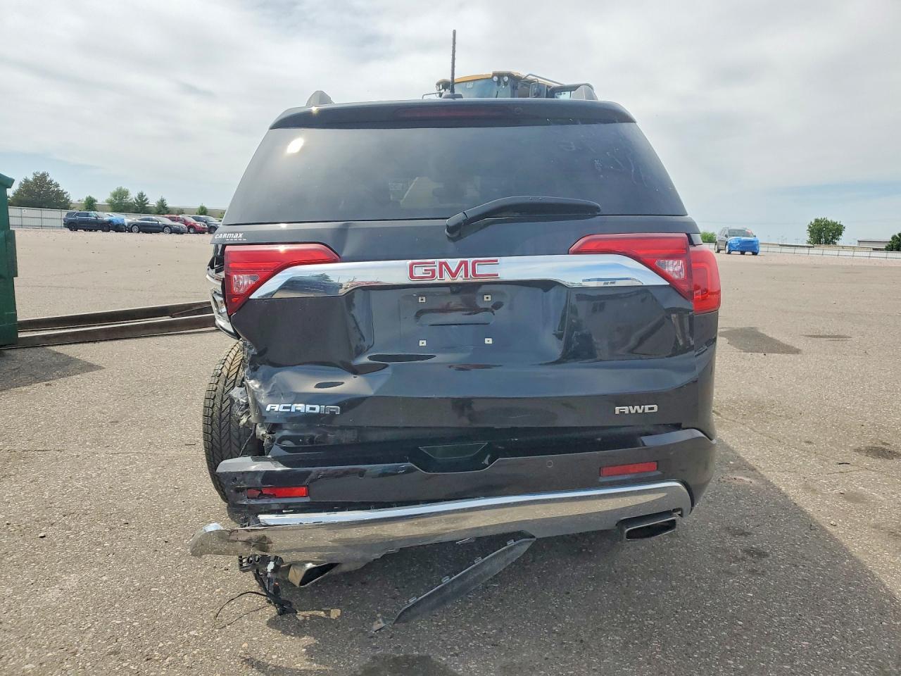 GMC Acadia Denali