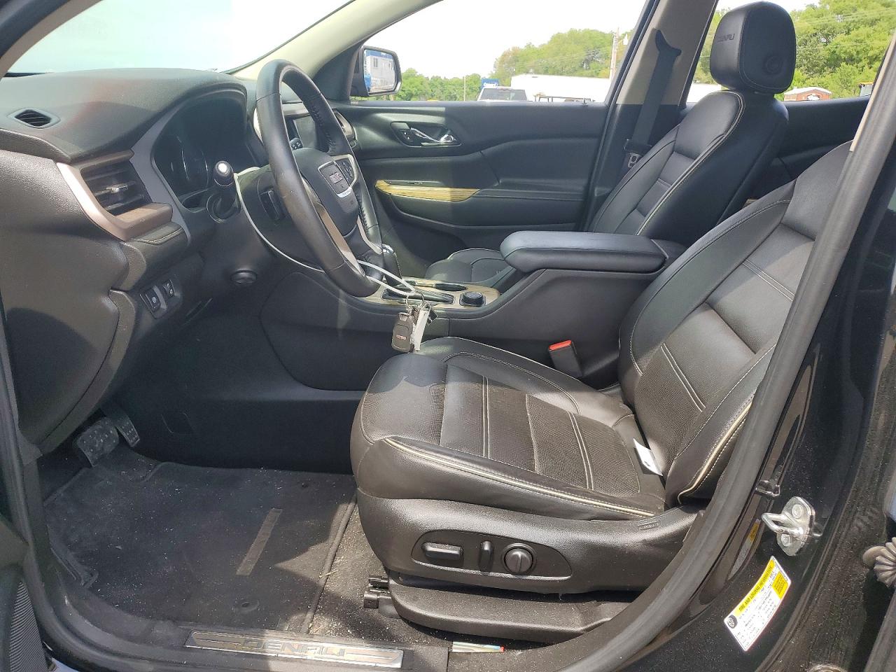 GMC Acadia Denali