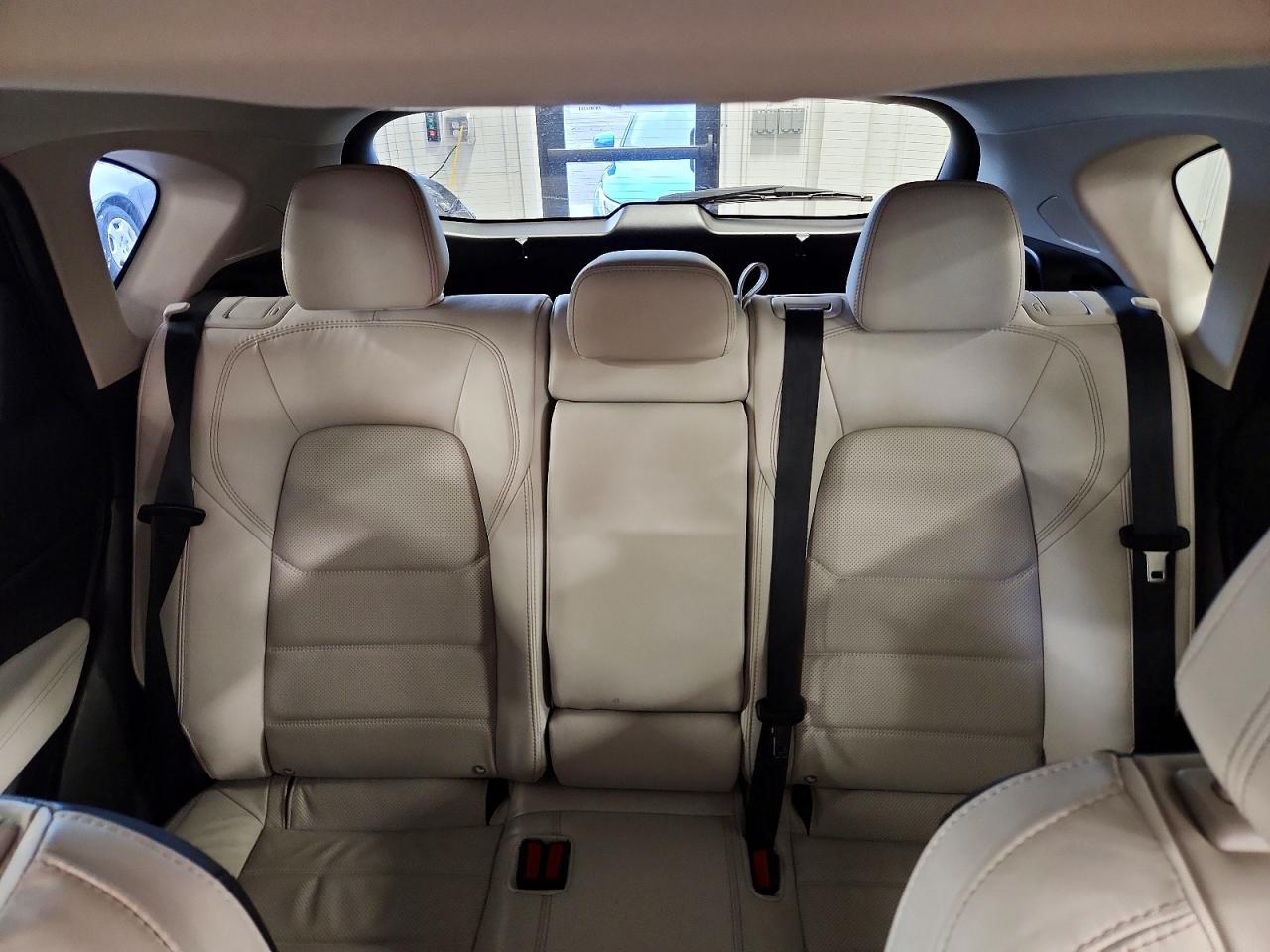 Mazda Cx Premium