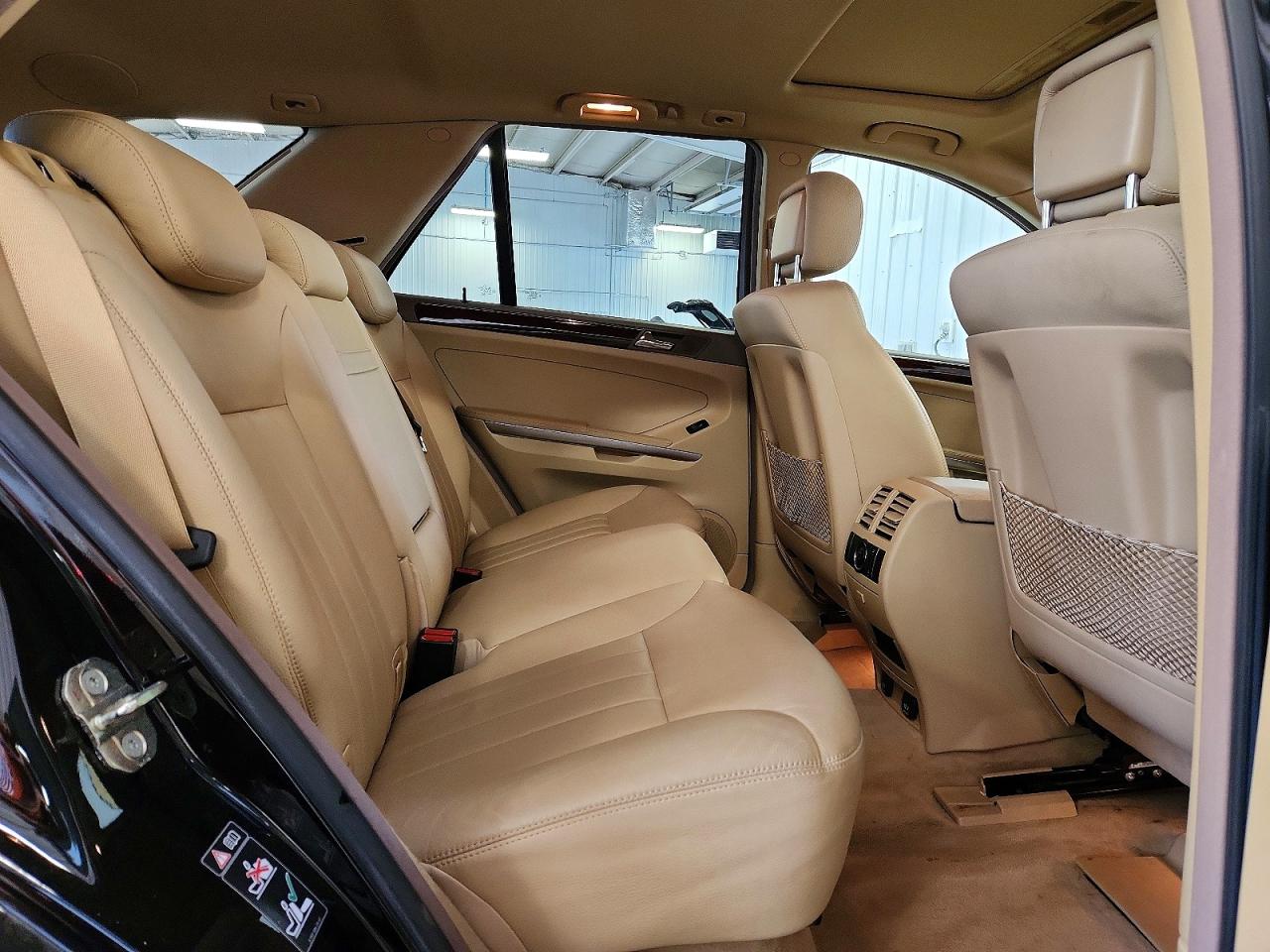 Mercedes-Benz M-Class 350