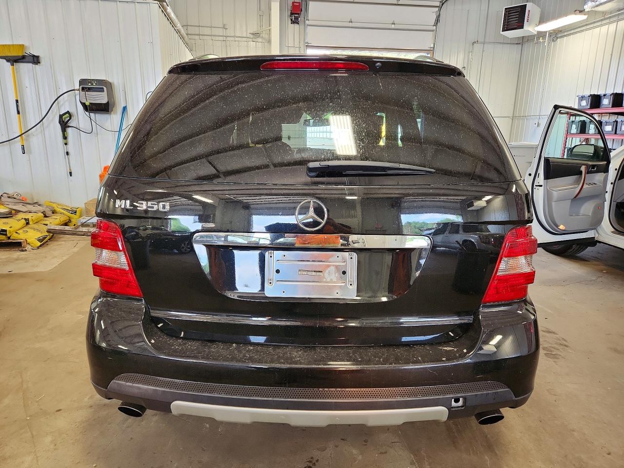 Mercedes-Benz M-Class 350