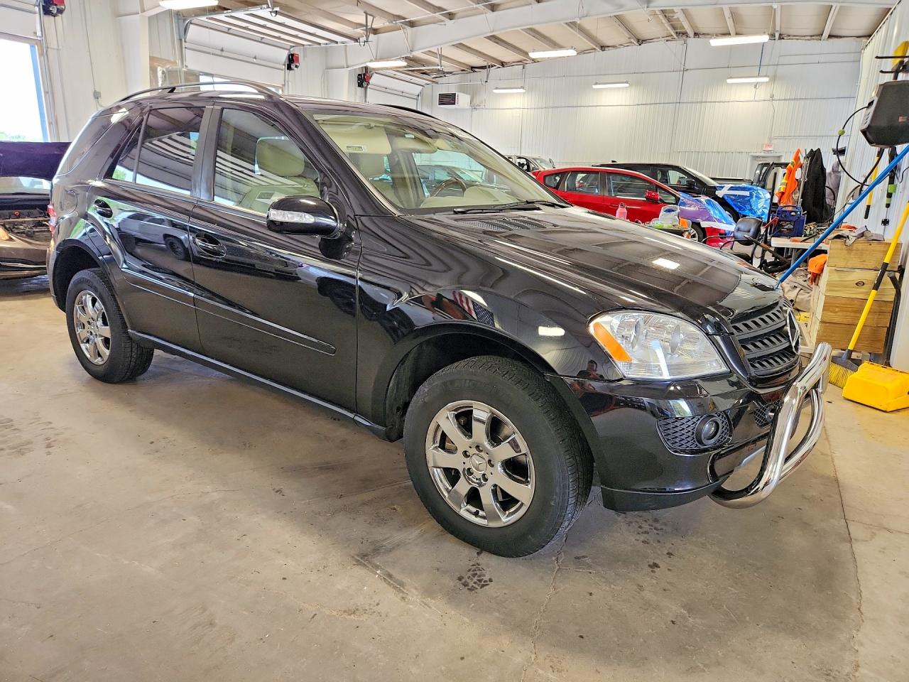 Mercedes-Benz M-Class 350