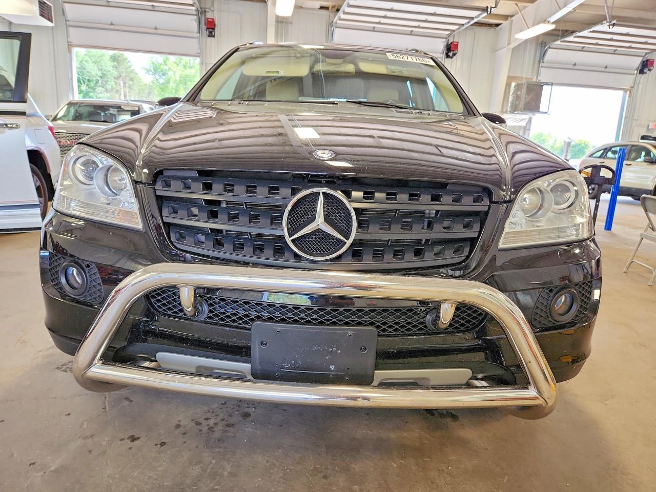 Mercedes-Benz M-Class 350