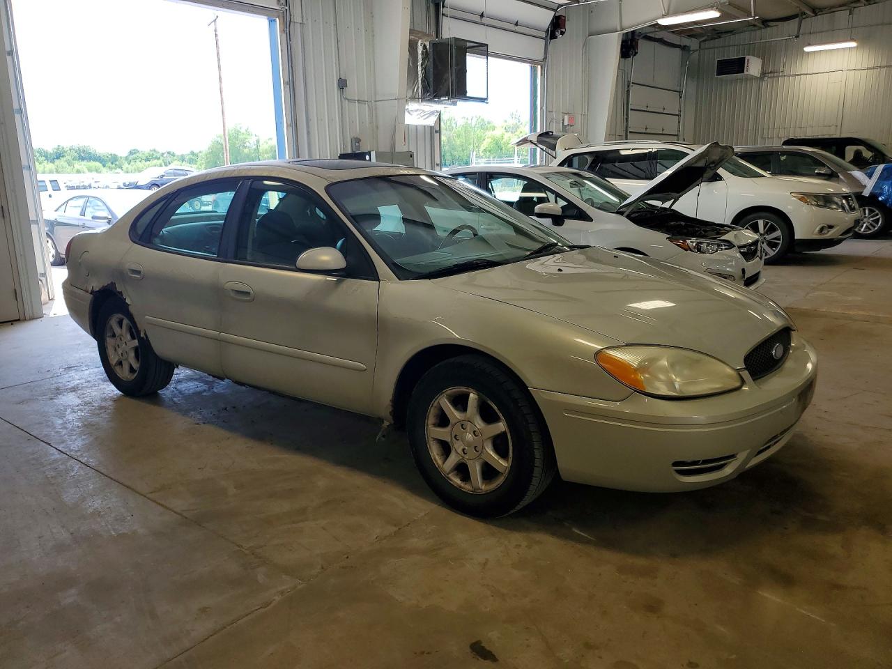 Ford Taurus Sel