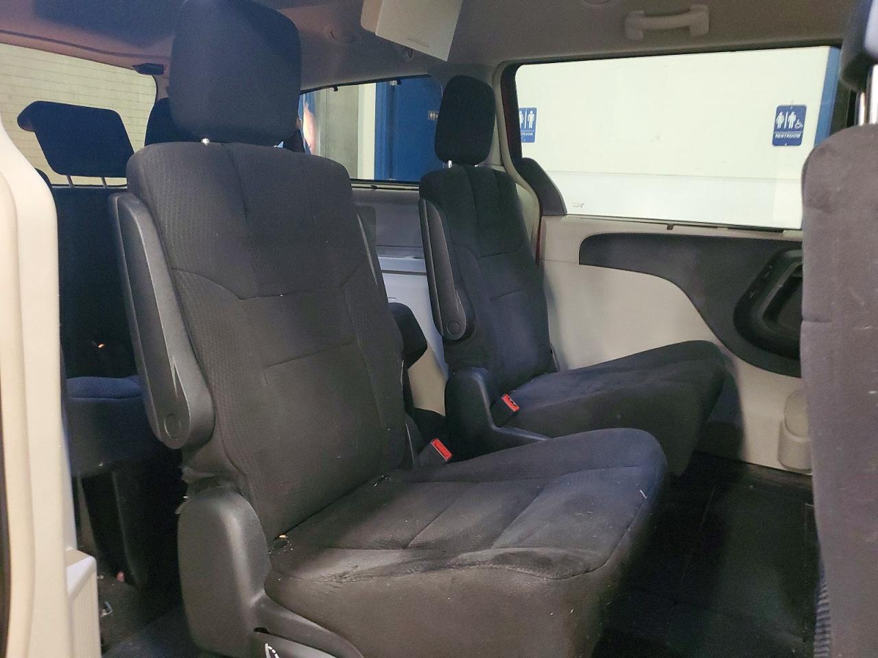 Dodge Caravan Crew