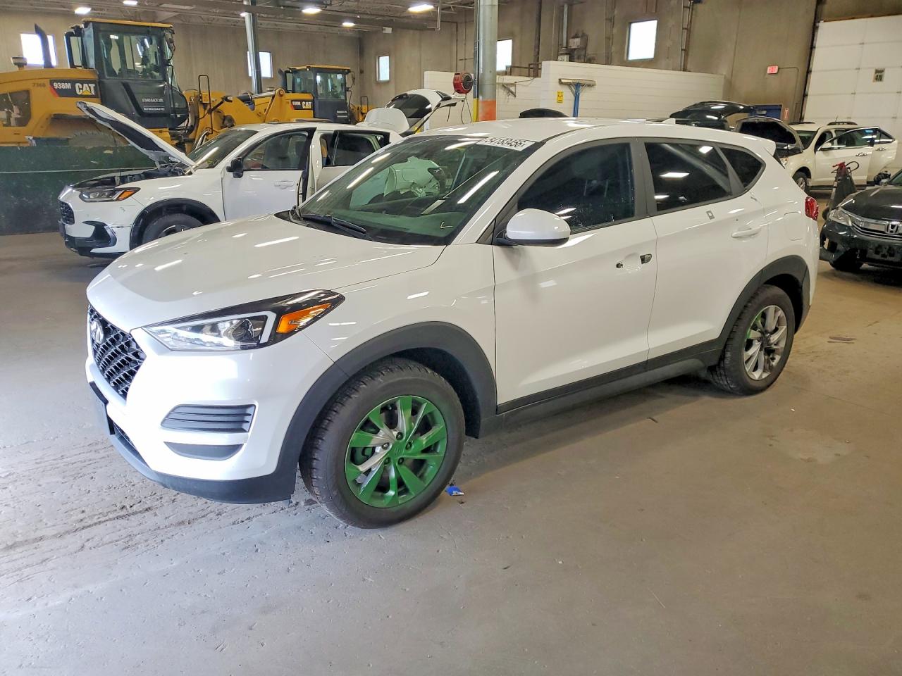 Salvage Hyundai TUCSON Image