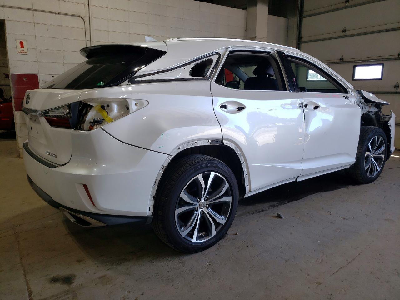 Lexus RX Base