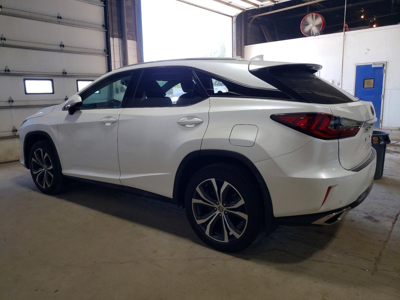 Lexus RX Base