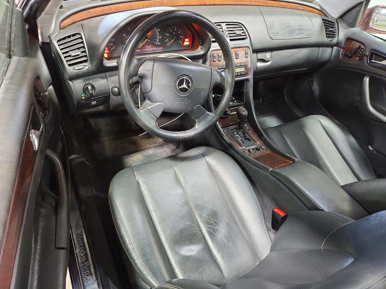 Mercedes-Benz Clk-class 320