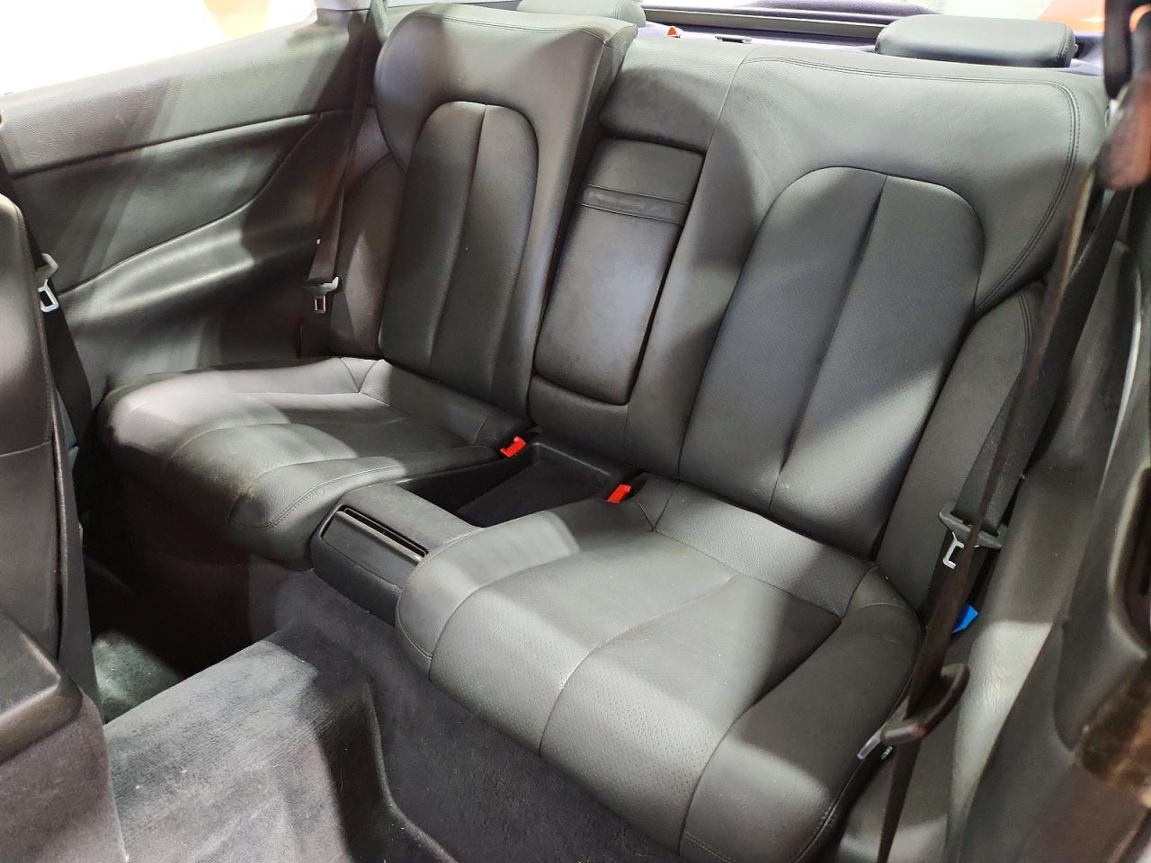 Mercedes-Benz Clk-class 320