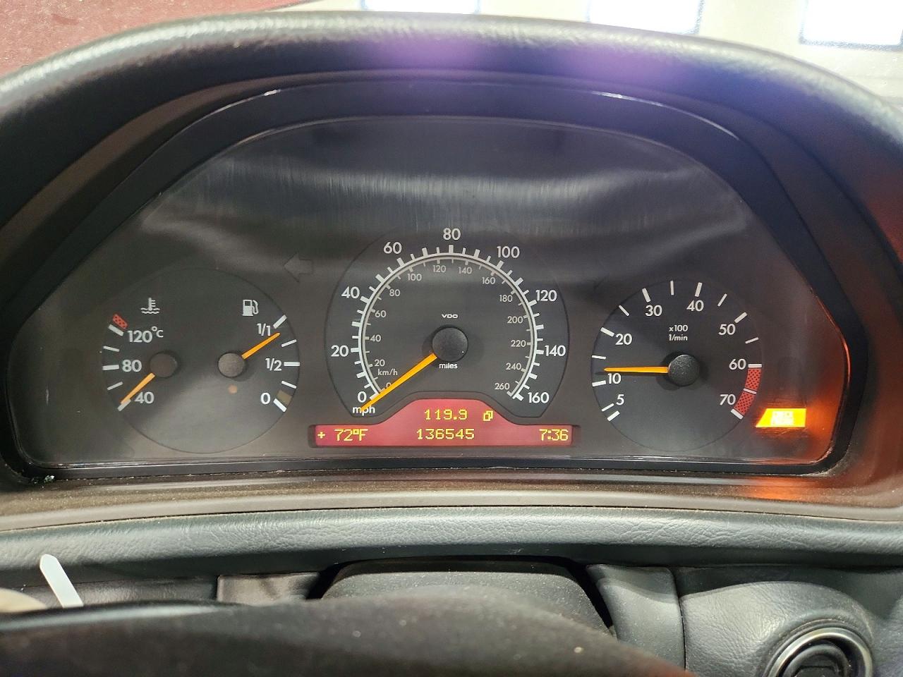 Mercedes-Benz Clk-class 320