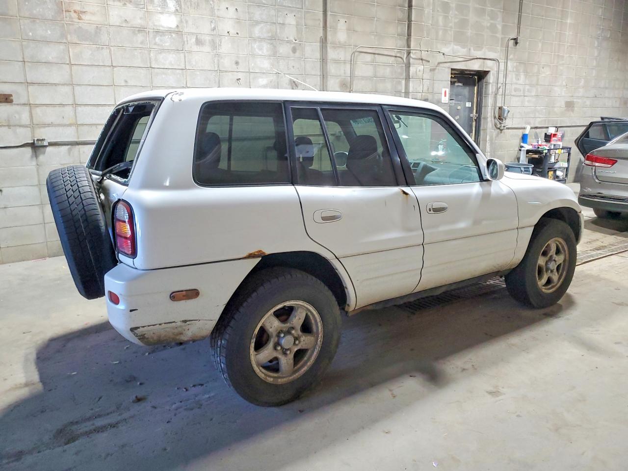 Toyota RAV4 Base