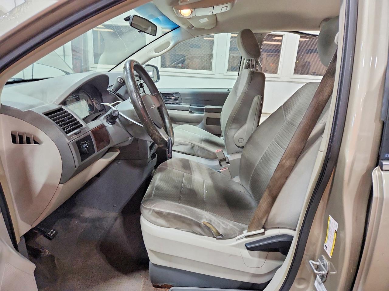 Chrysler Minivan Lx