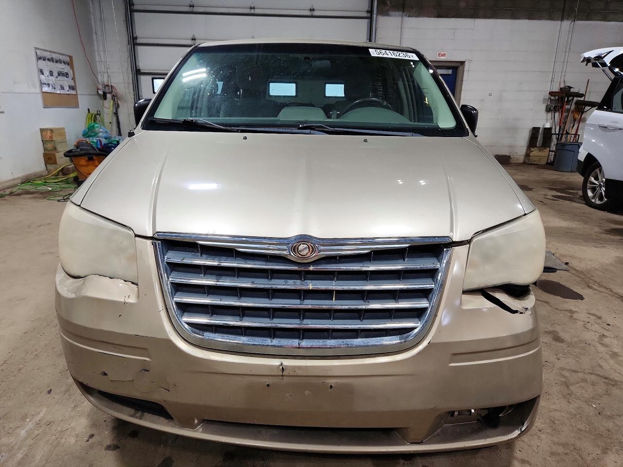 Chrysler Minivan Lx