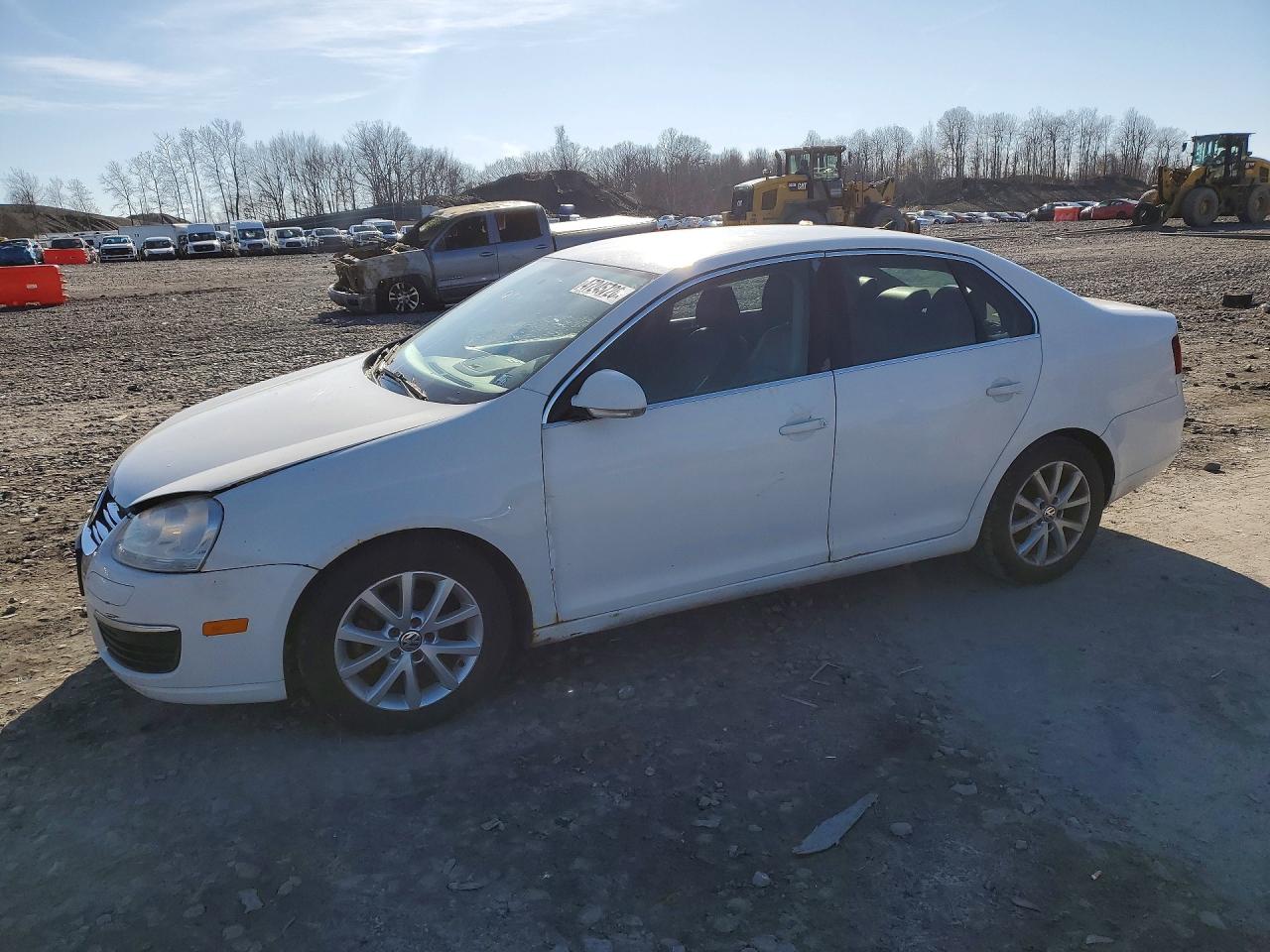 Salvage Volkswagen Jetta Image