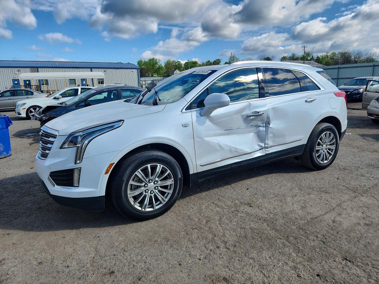 Salvage Cadillac XT5 Image