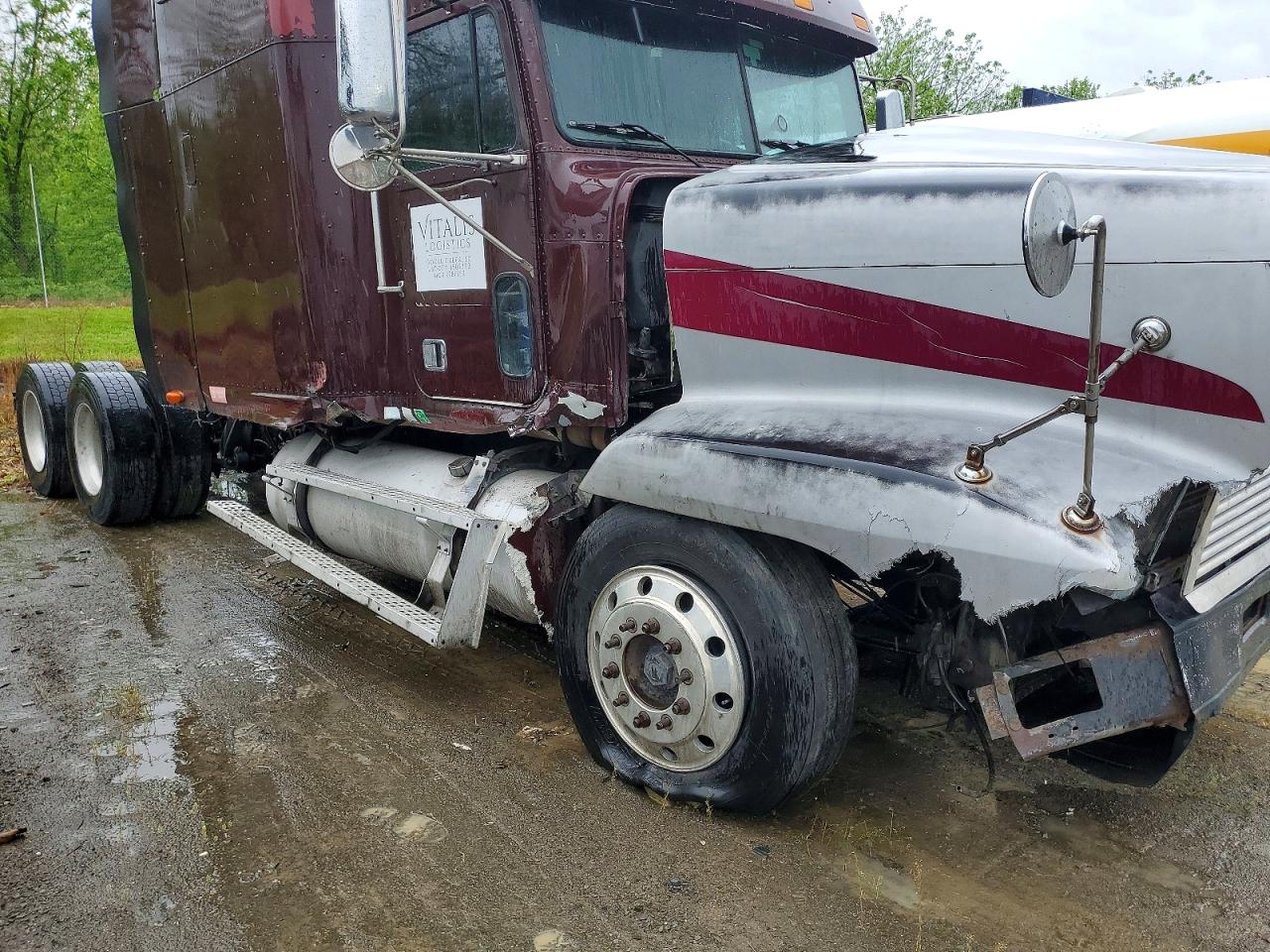 Freightliner Conventional Fld120