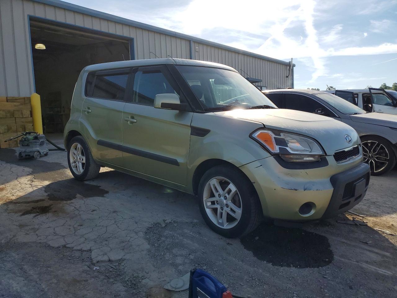 Kia Soul +